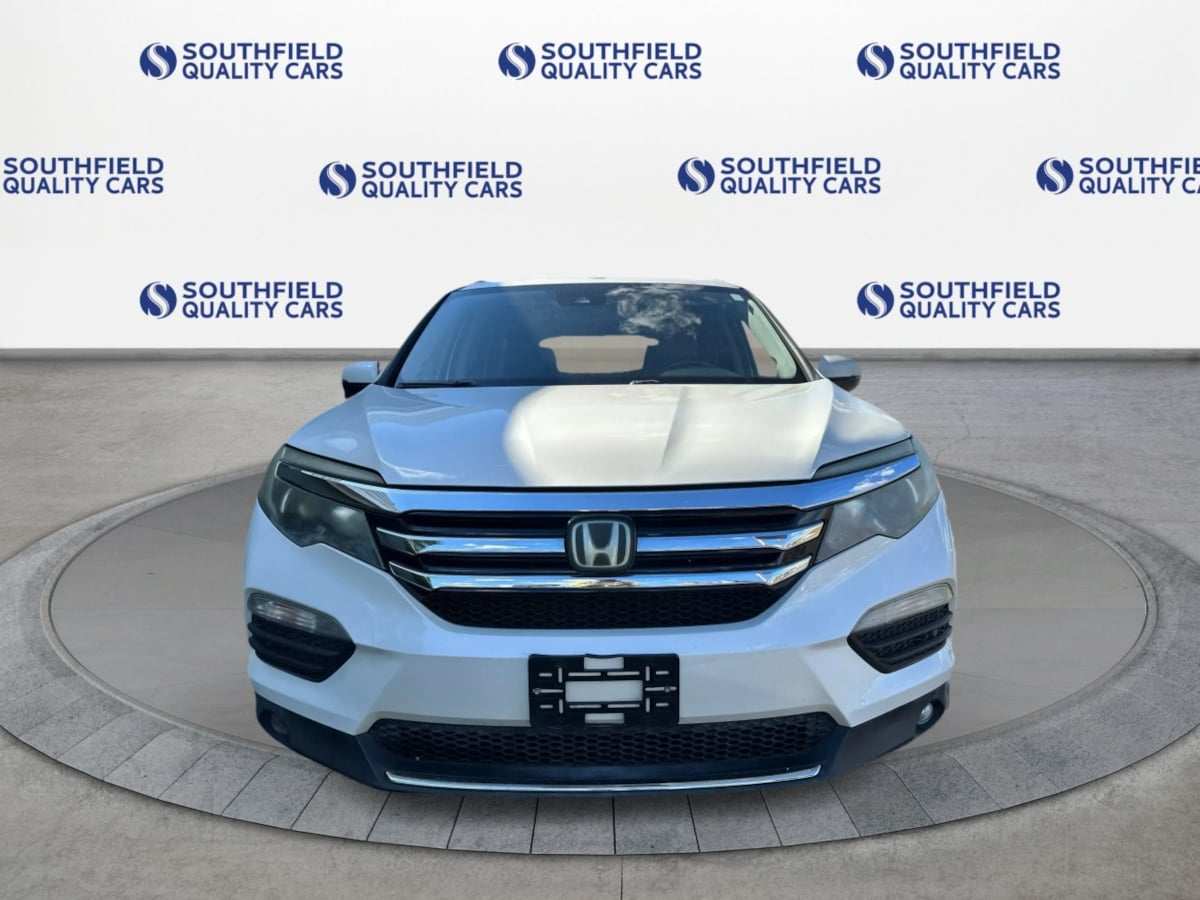 Photo 9 of this Honda Pilot