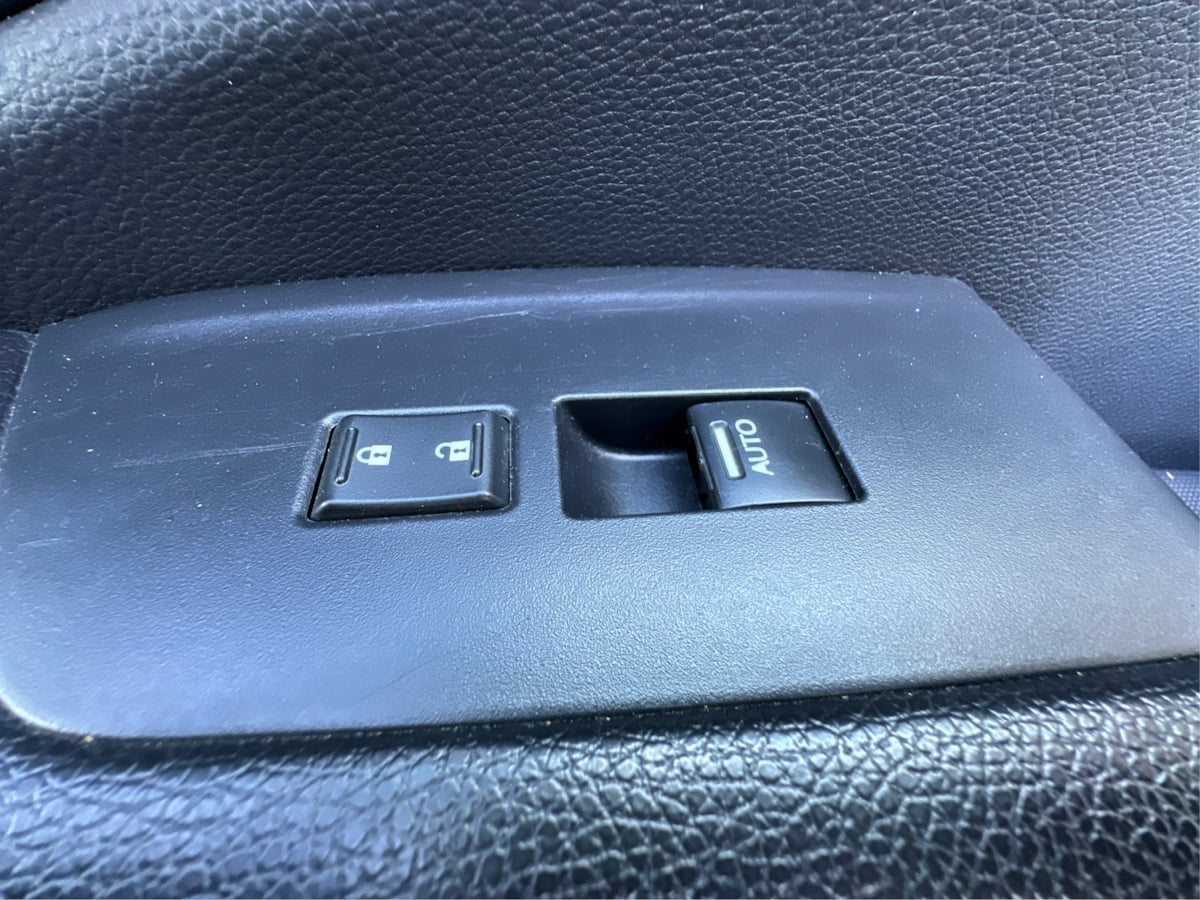 Photo 14 of this Honda Pilot
