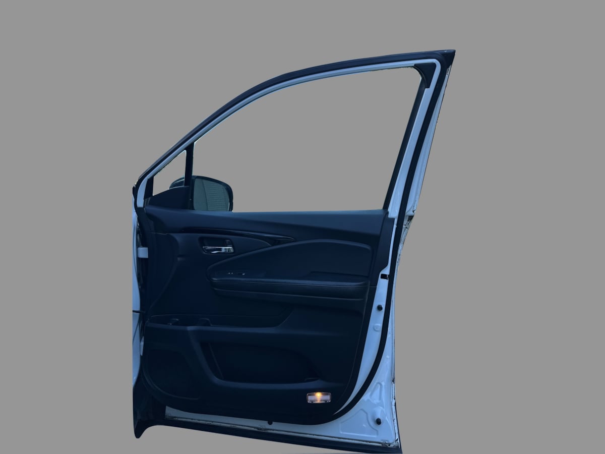 Photo 36 of this Honda Pilot