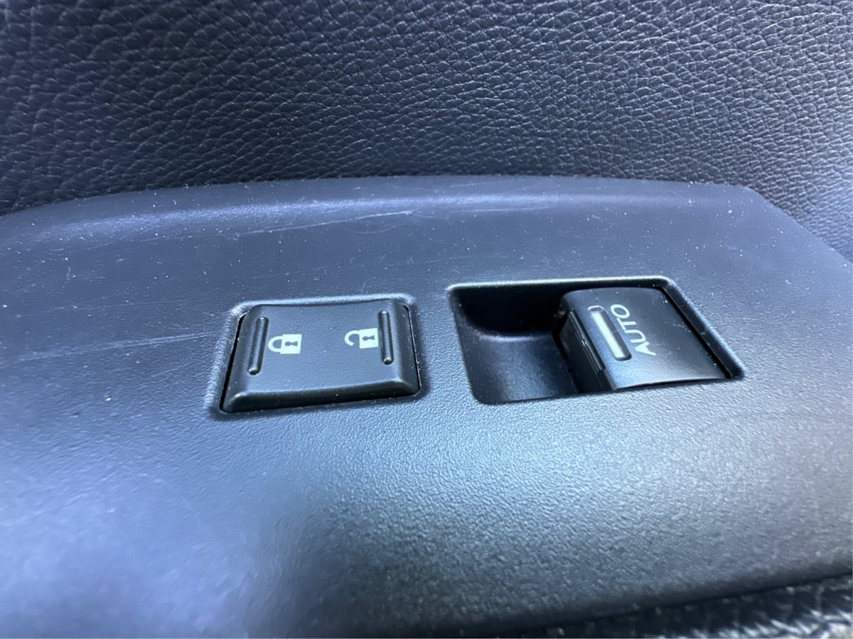 Photo 15 of this Honda Pilot
