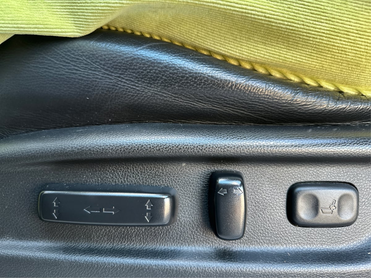 Photo 34 of this Honda Pilot