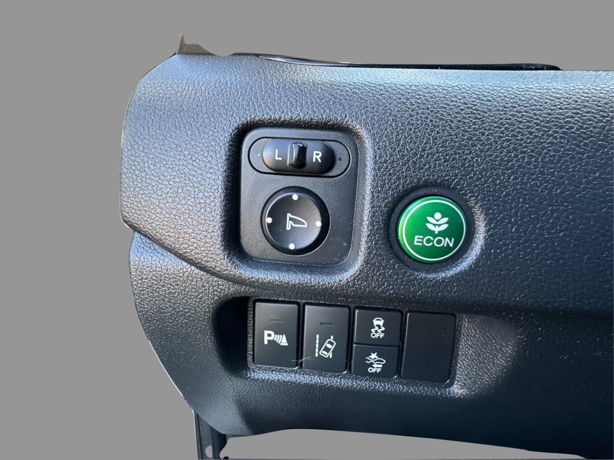 Photo 16 of this Honda Pilot