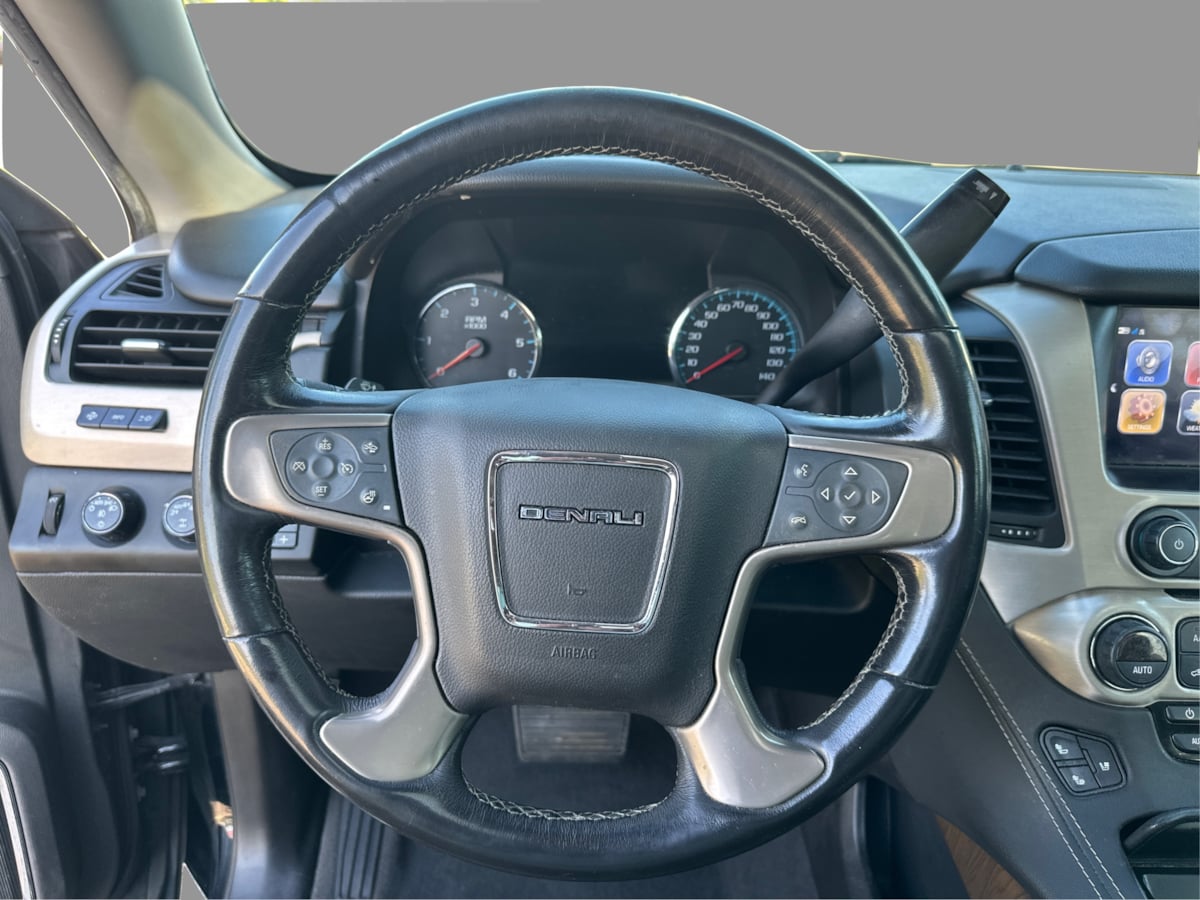 GMC Yukon photo 28