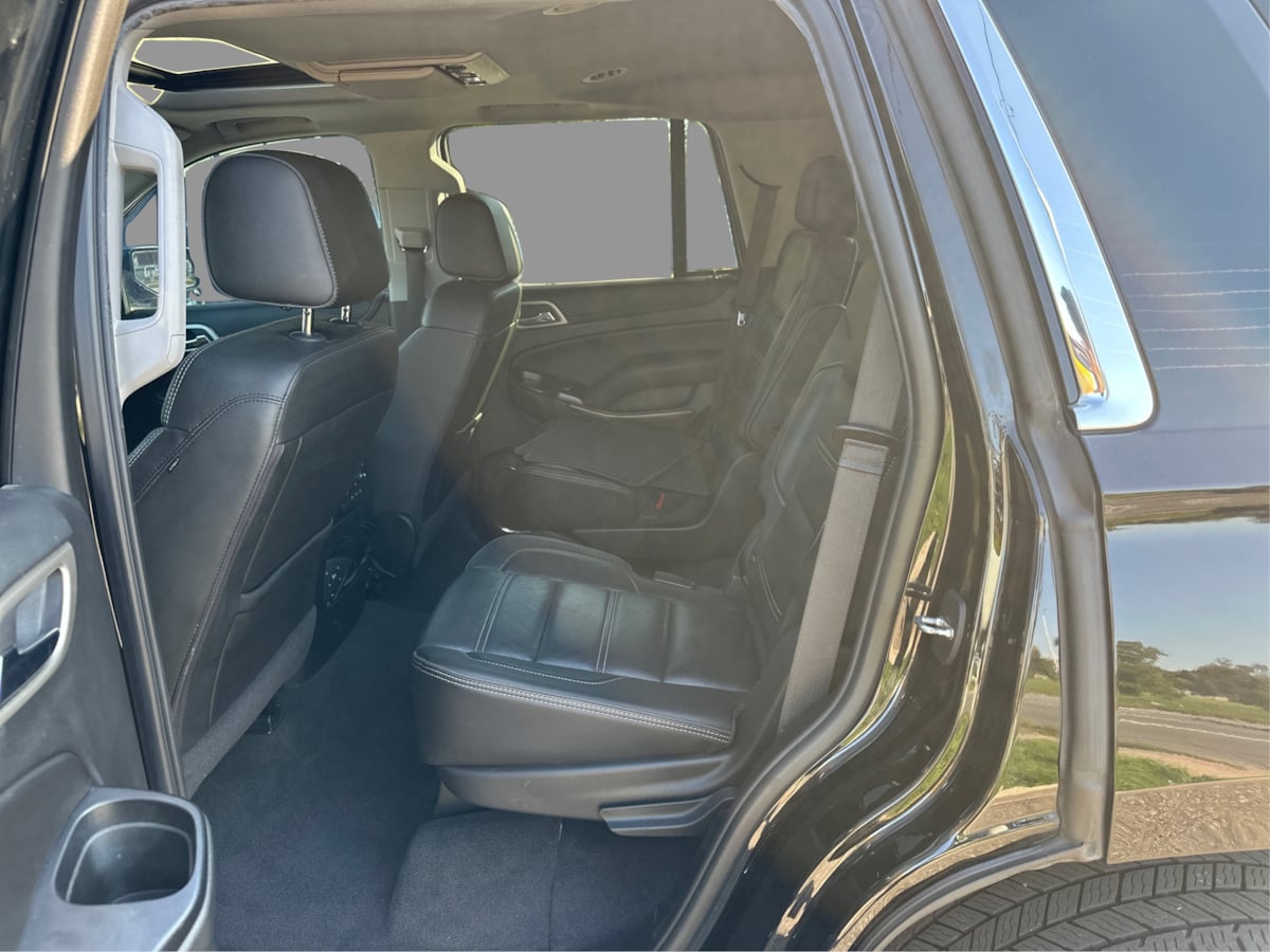 GMC Yukon photo 12