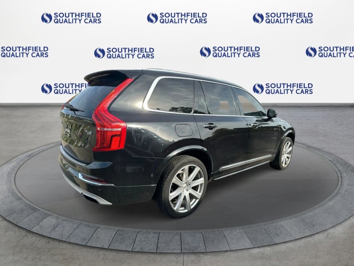 Photo 7 of this Volvo XC90