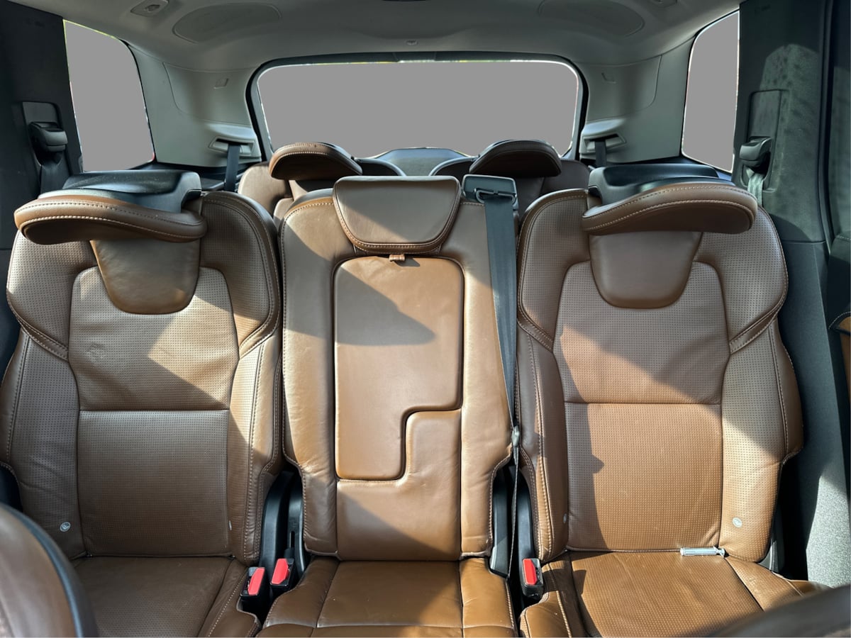 Photo 43 of this Volvo XC90