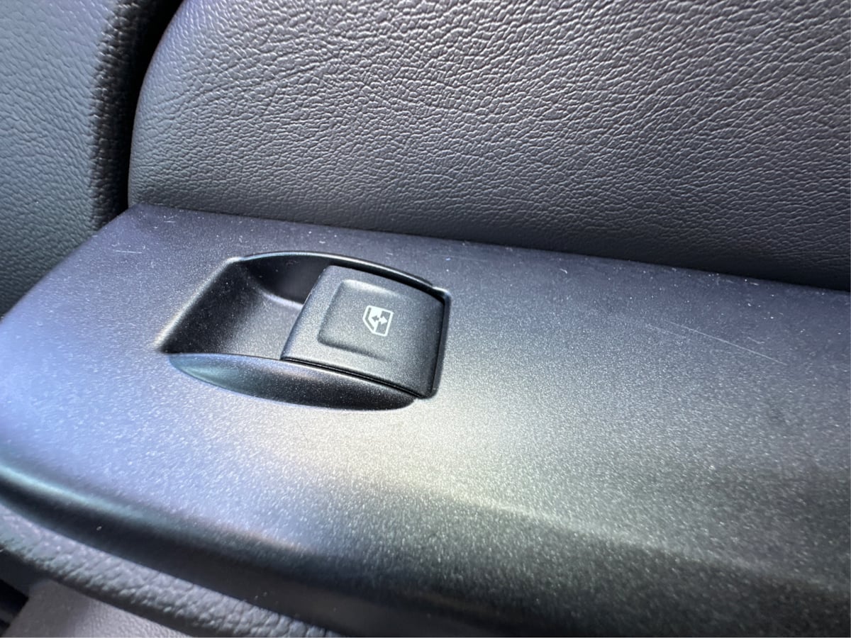 Photo 15 of this GMC Yukon
