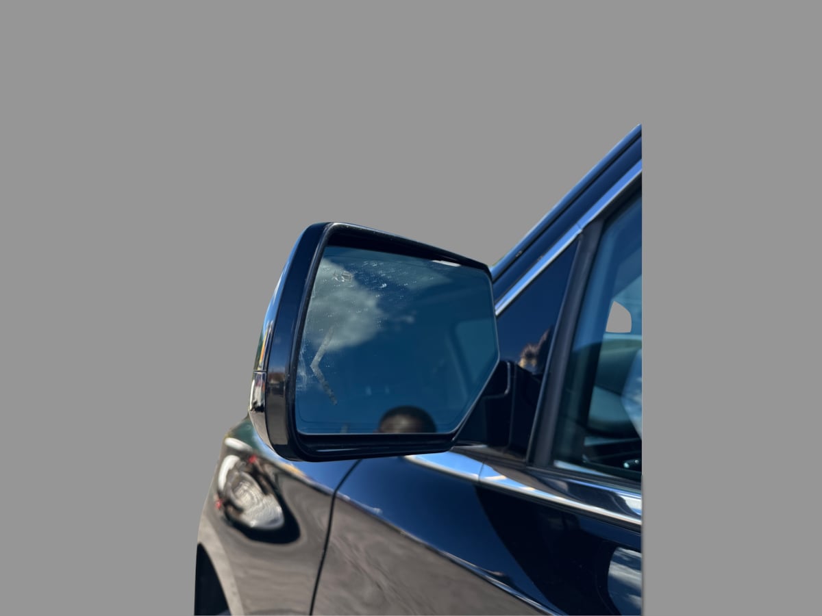 Photo 43 of this GMC Yukon