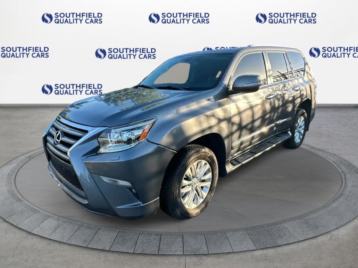 Lexus GX photo 3