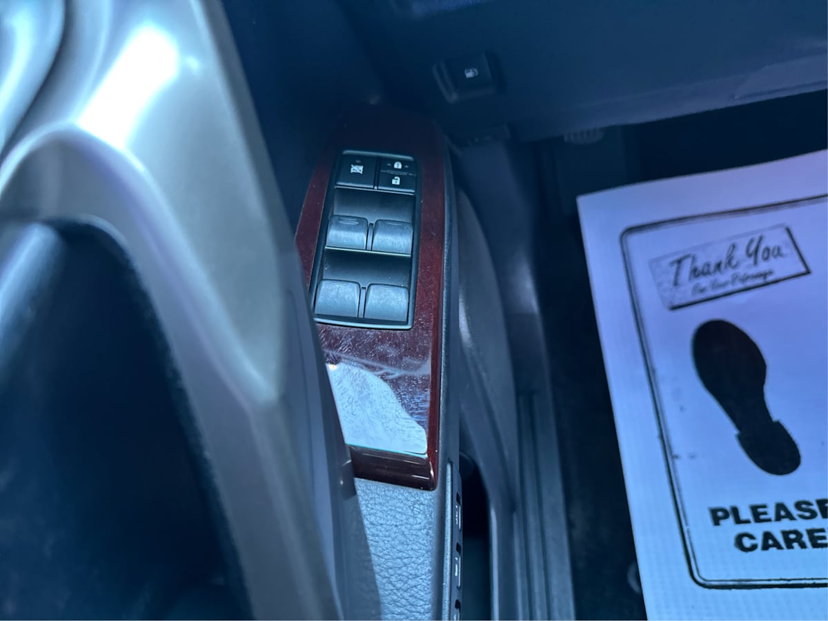 Lexus GX photo 12