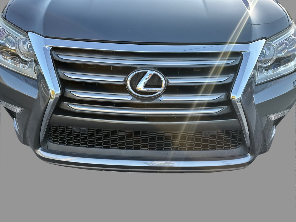 Lexus GX photo 21