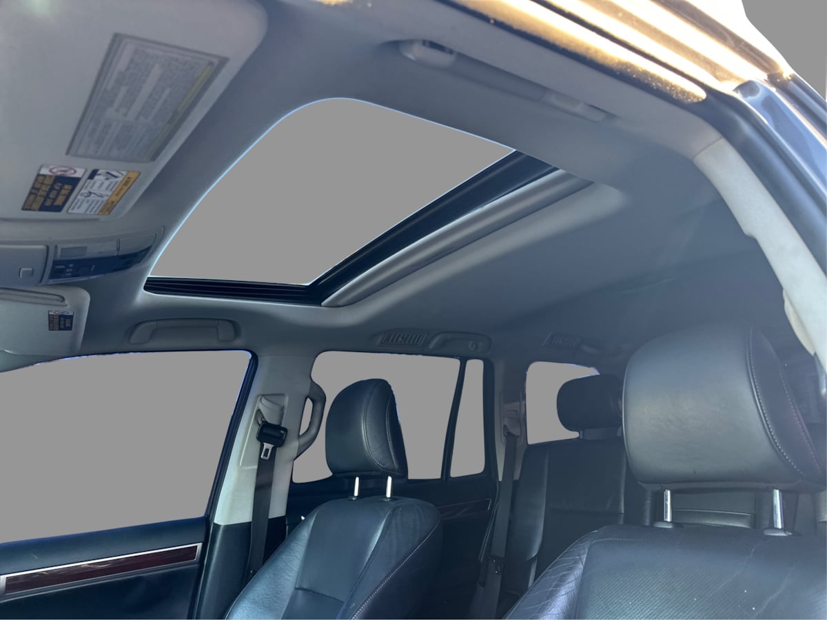 Lexus GX photo 35