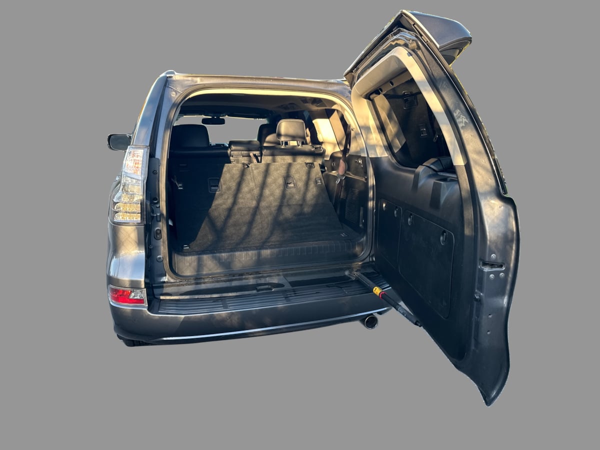 Lexus GX photo 27