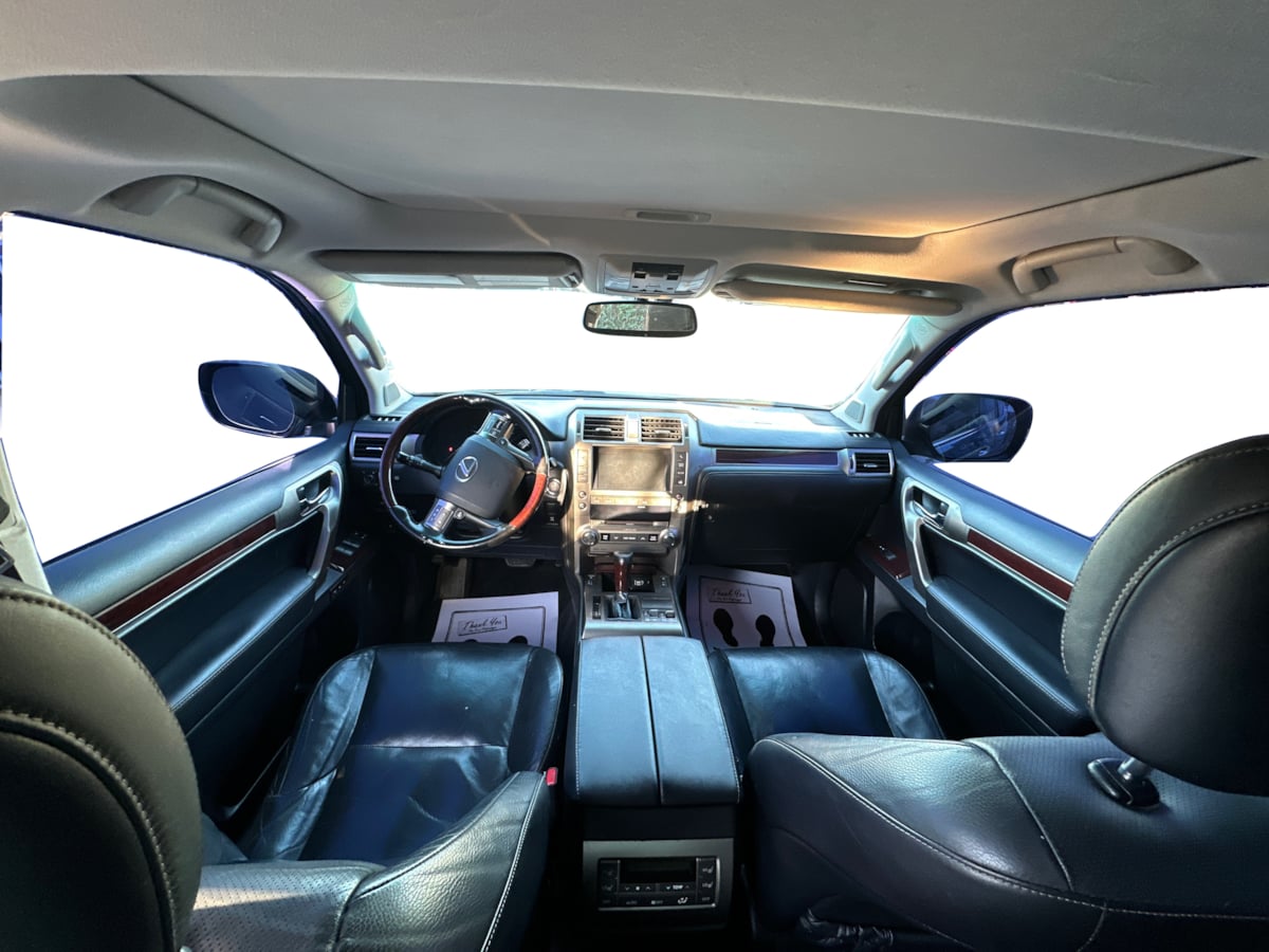 Lexus GX photo 31
