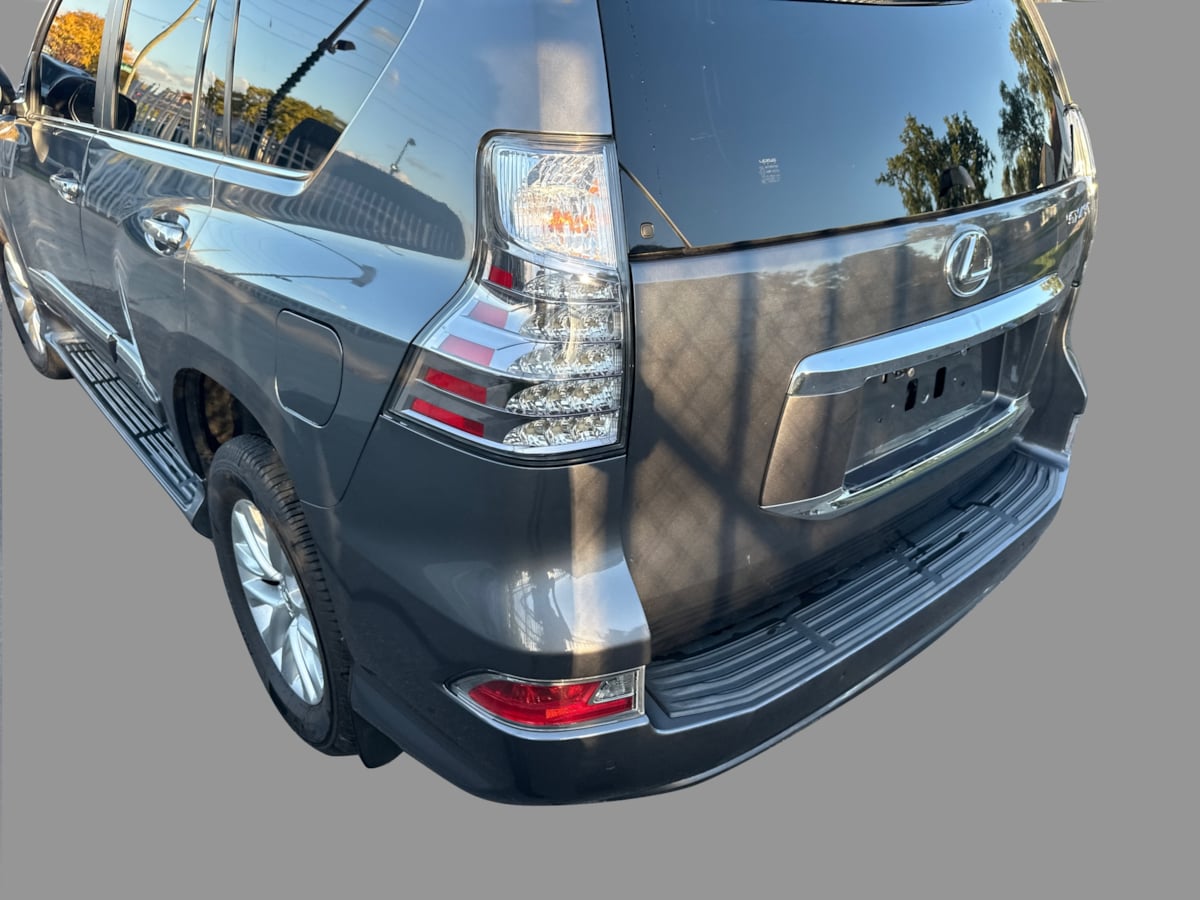 Lexus GX photo 41