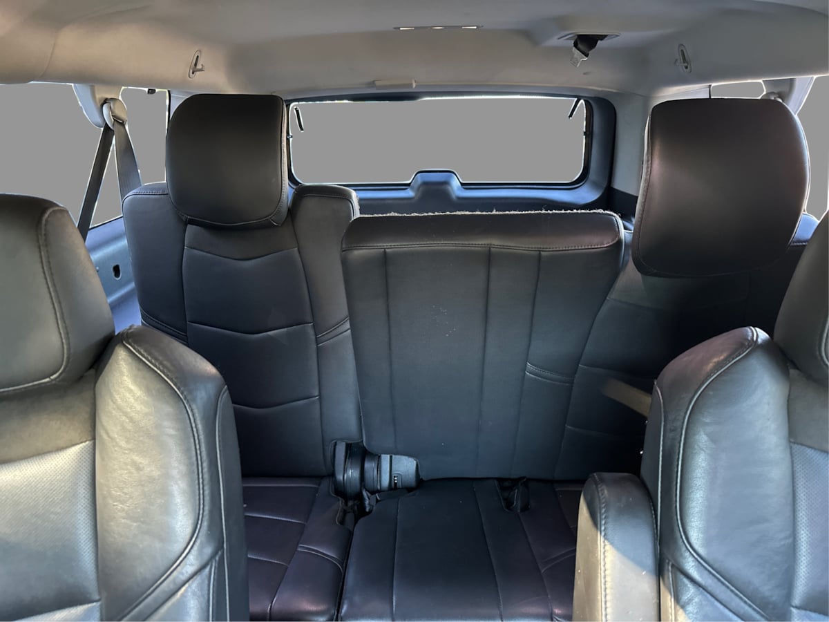 Photo 25 of this Cadillac Escalade ESV