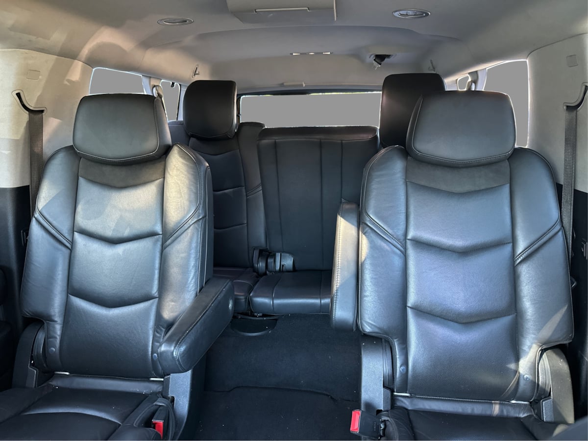 Photo 23 of this Cadillac Escalade ESV