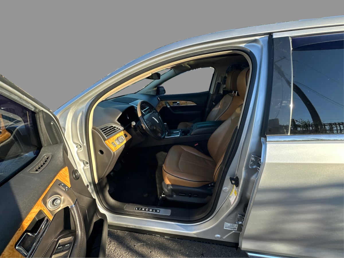 Lincoln MKX photo 21