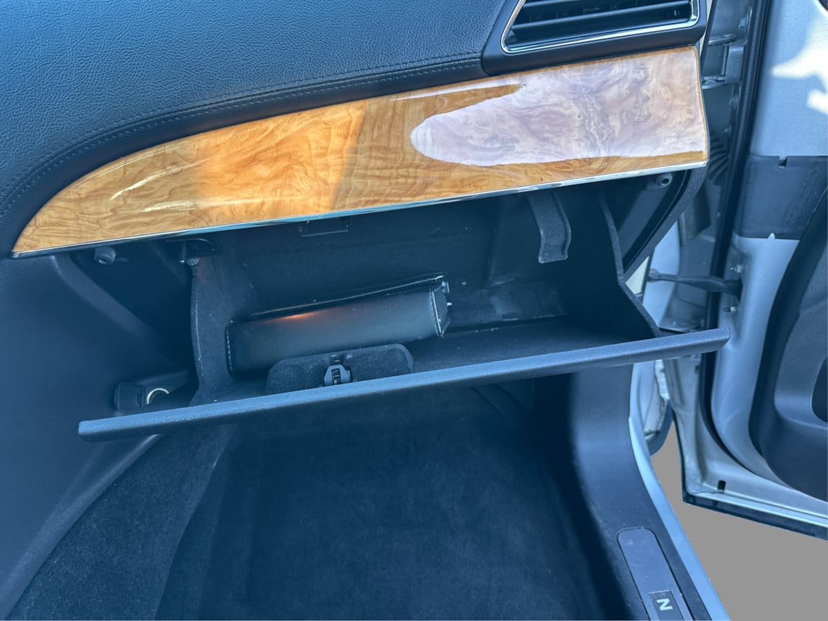 Lincoln MKX photo 29