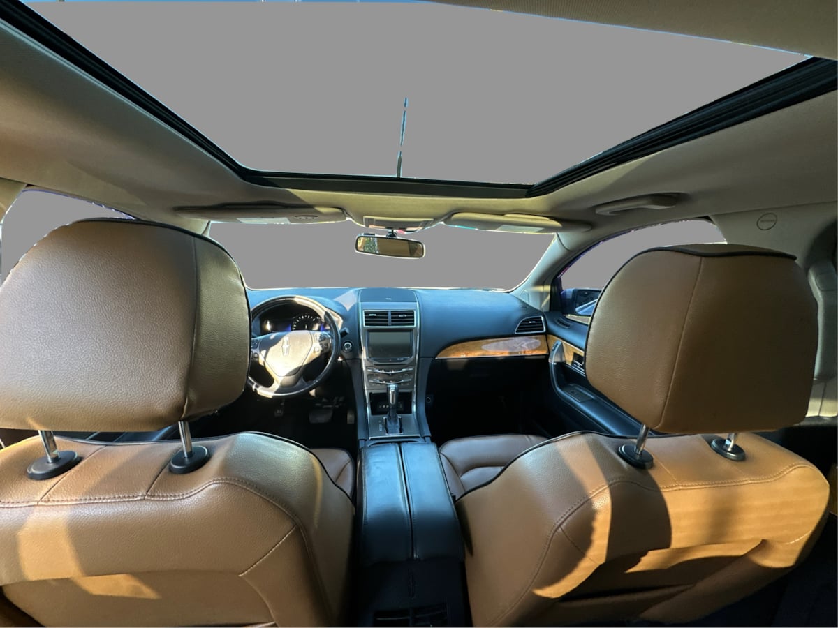 Lincoln MKX photo 26