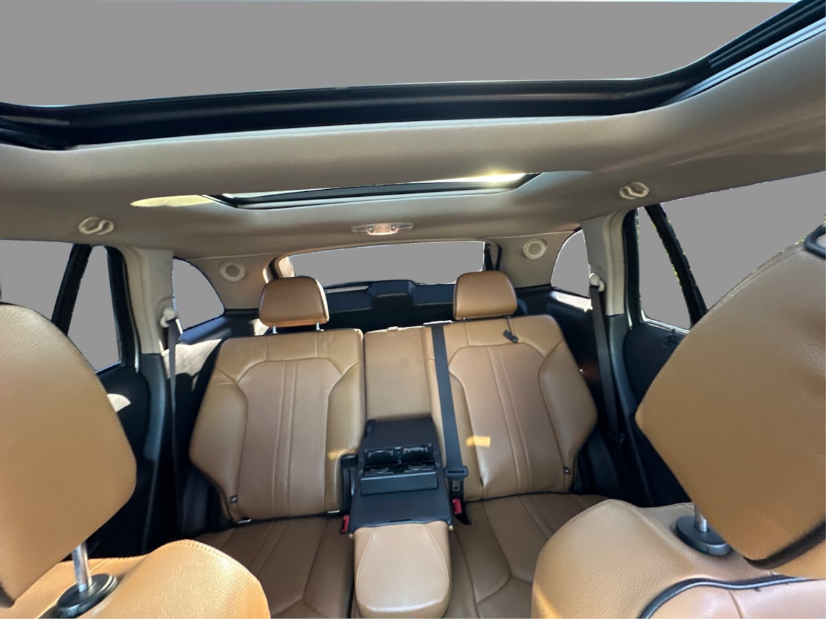 Lincoln MKX photo 36