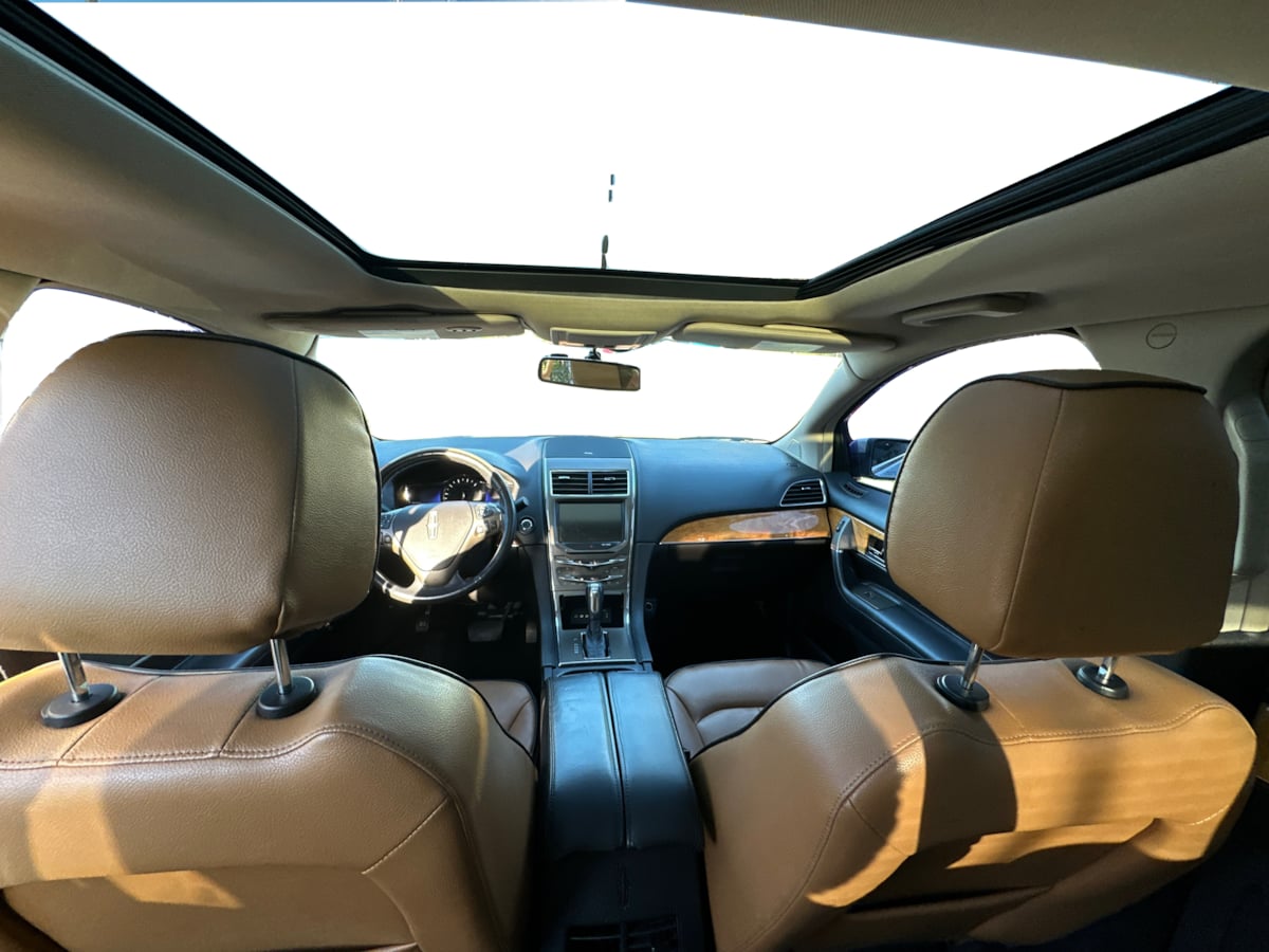 Lincoln MKX photo 30