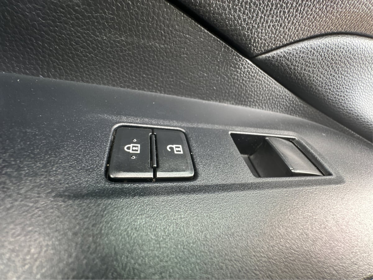 Photo 12 of this Toyota RAV4