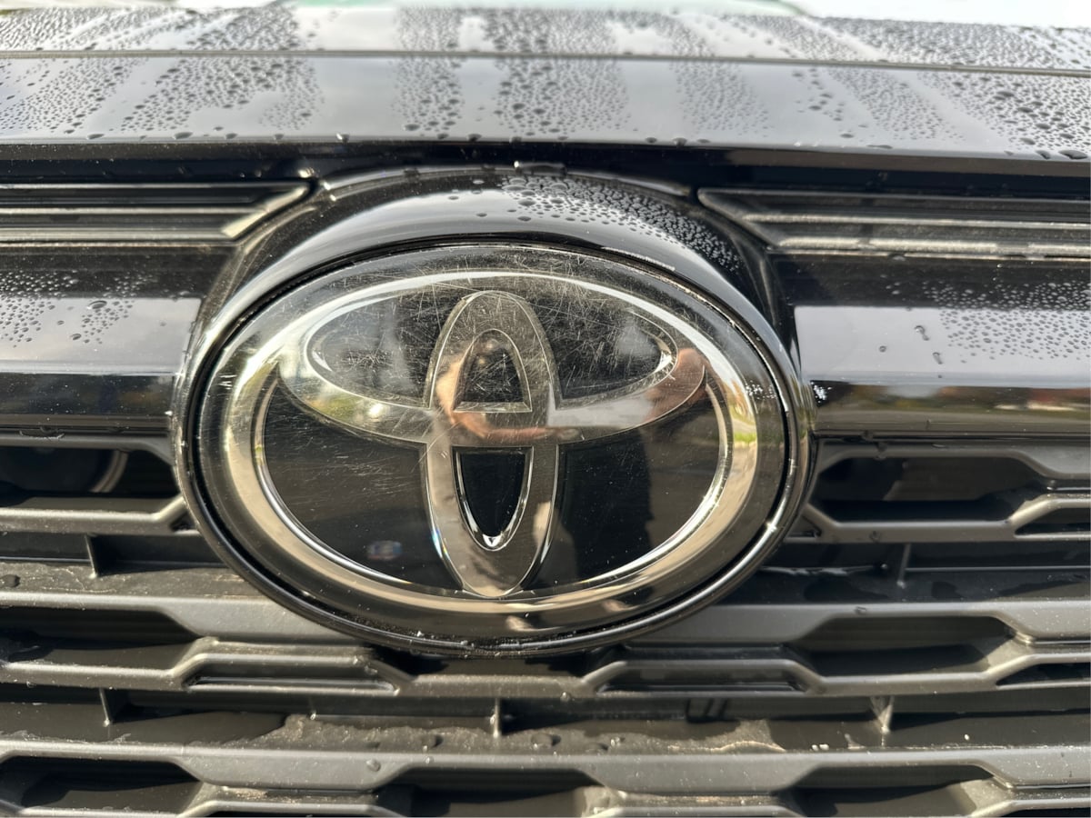 Photo 23 of this Toyota RAV4