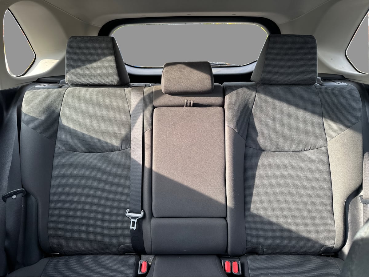 Photo 42 of this Toyota RAV4