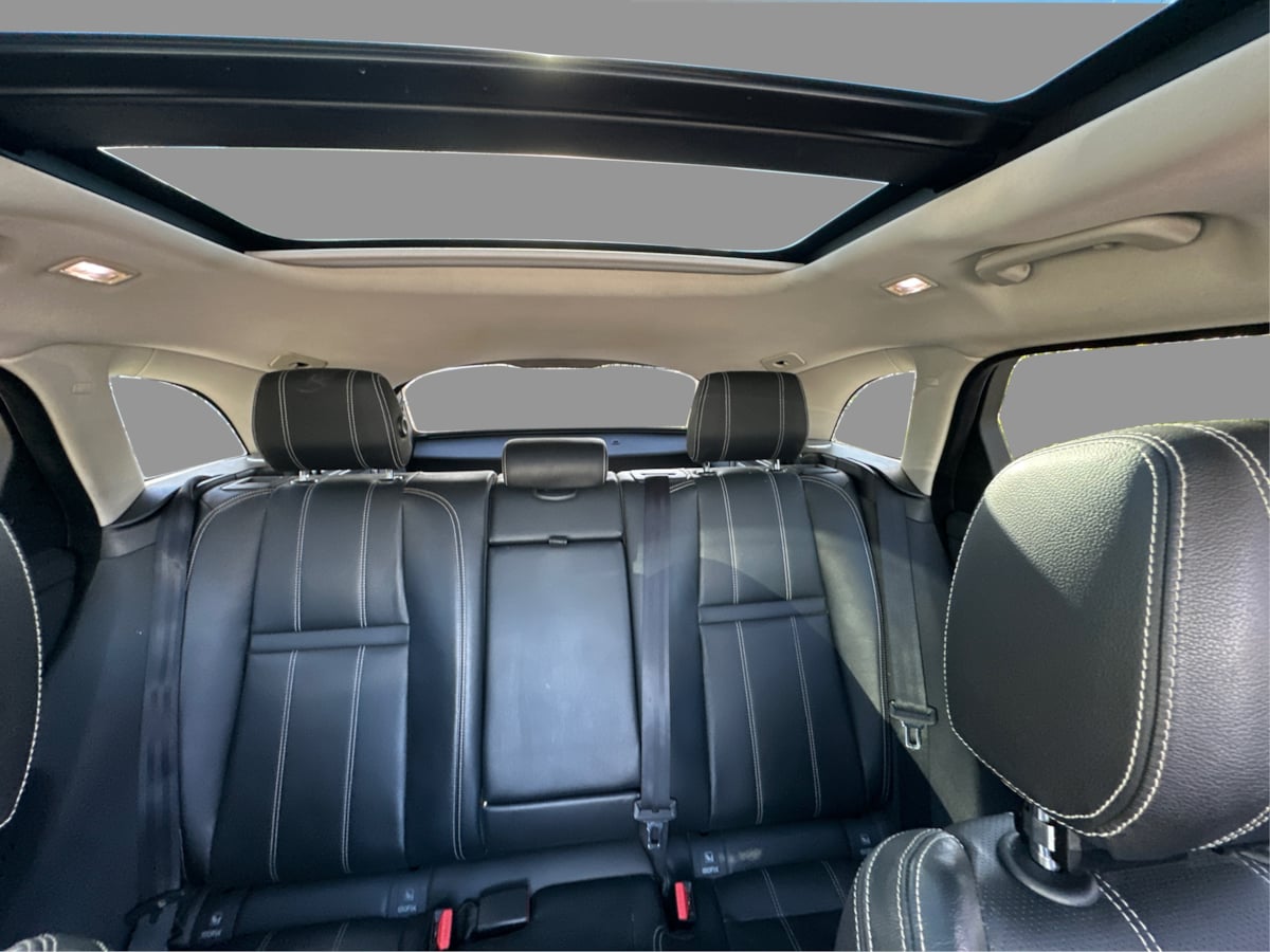 Land Rover Range Rover Velar photo 47