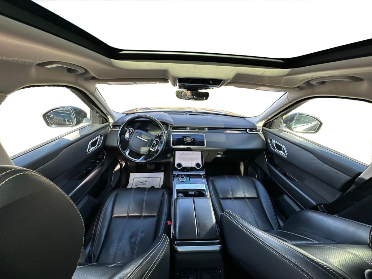 Land Rover Range Rover Velar photo 43