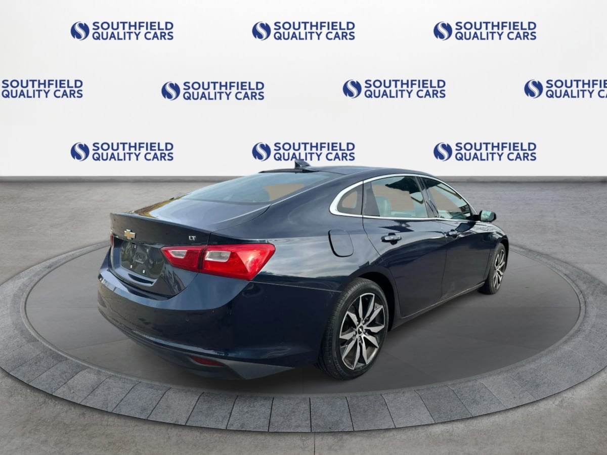 Photo 7 of this Chevrolet Malibu