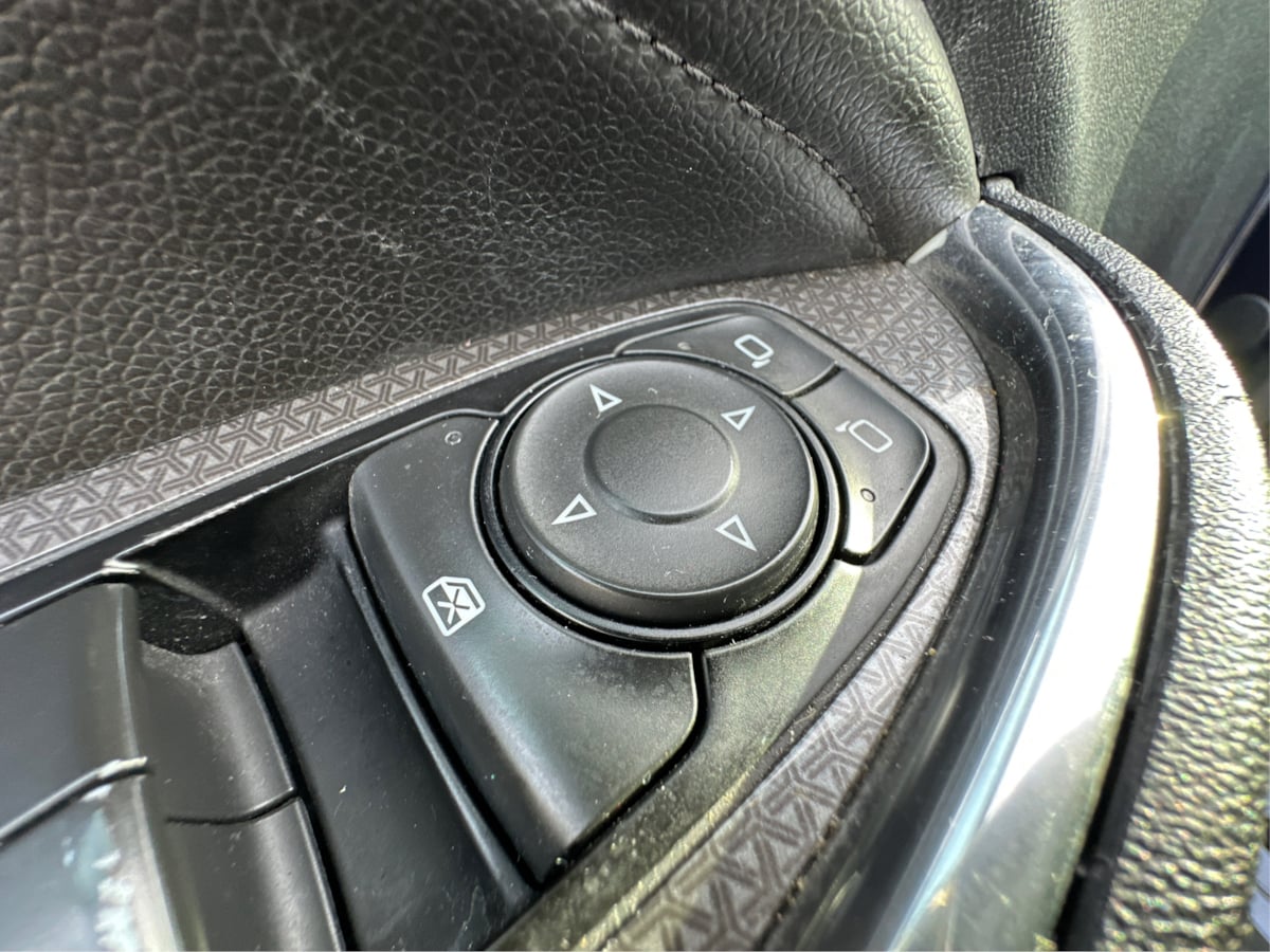 Photo 13 of this Chevrolet Malibu