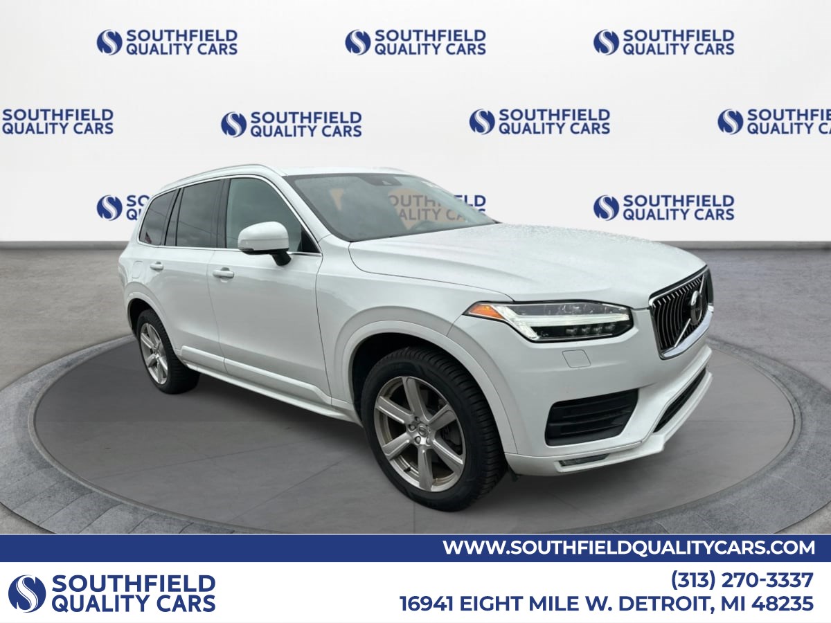 2022 Volvo XC90 Momentum