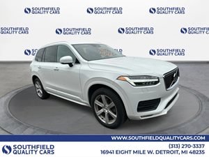 View 2022 Volvo XC90 