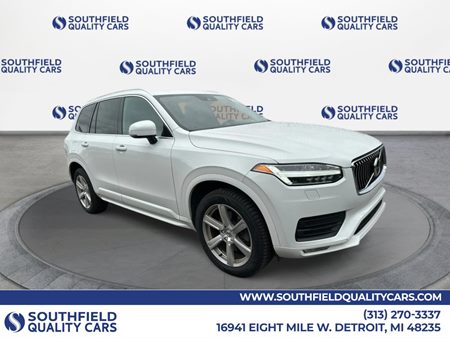 2022 Volvo XC90 Momentum