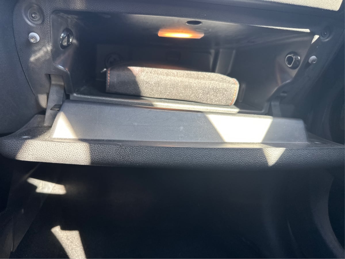 Photo 28 of this MINI Hardtop 4 Door