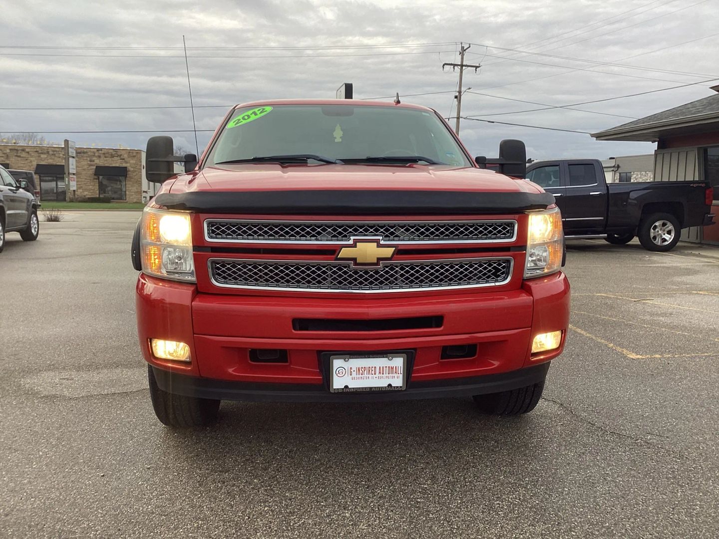 View vehicle photo 4