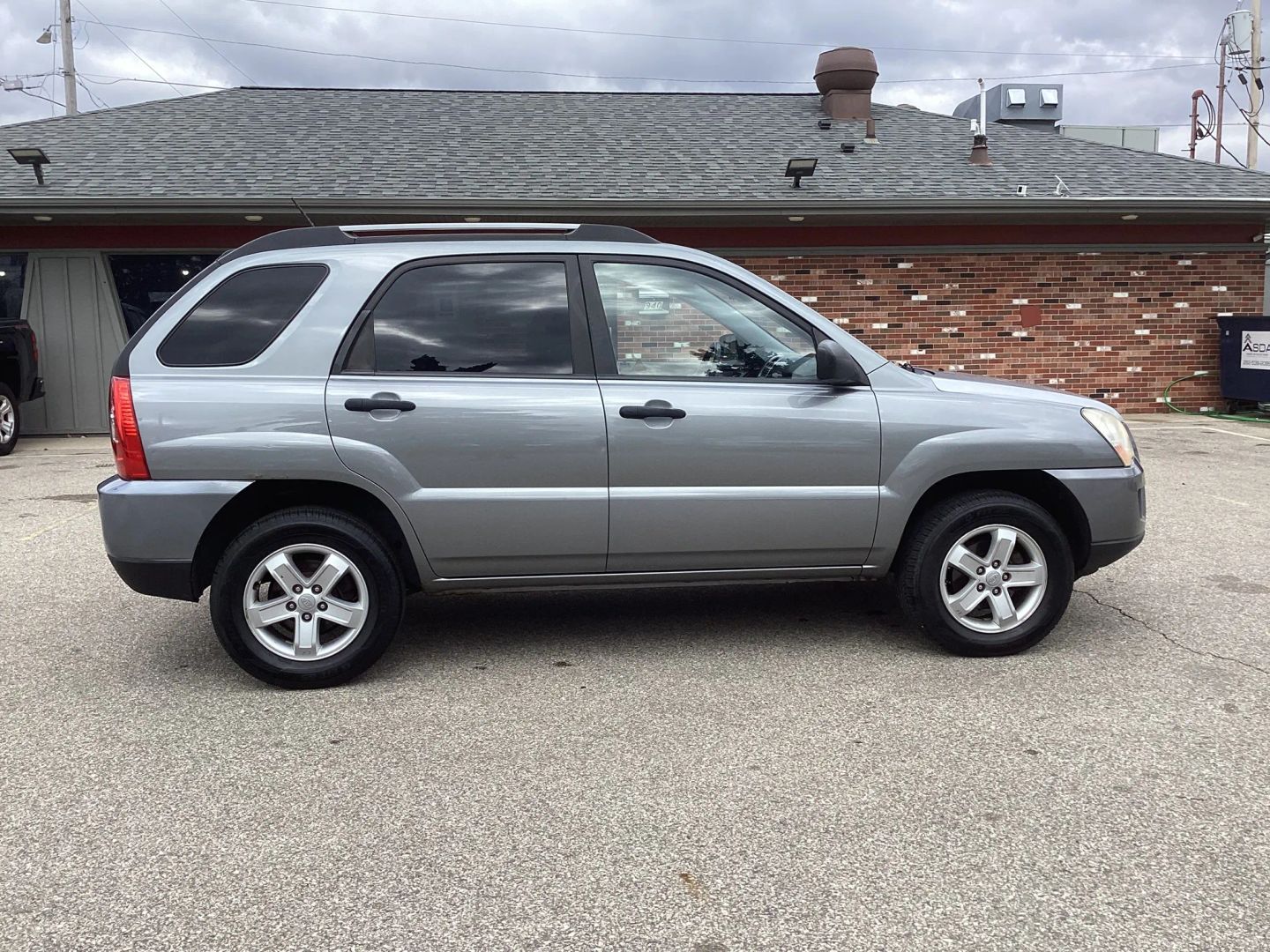 2010 Kia Sportage LX - Photo 10