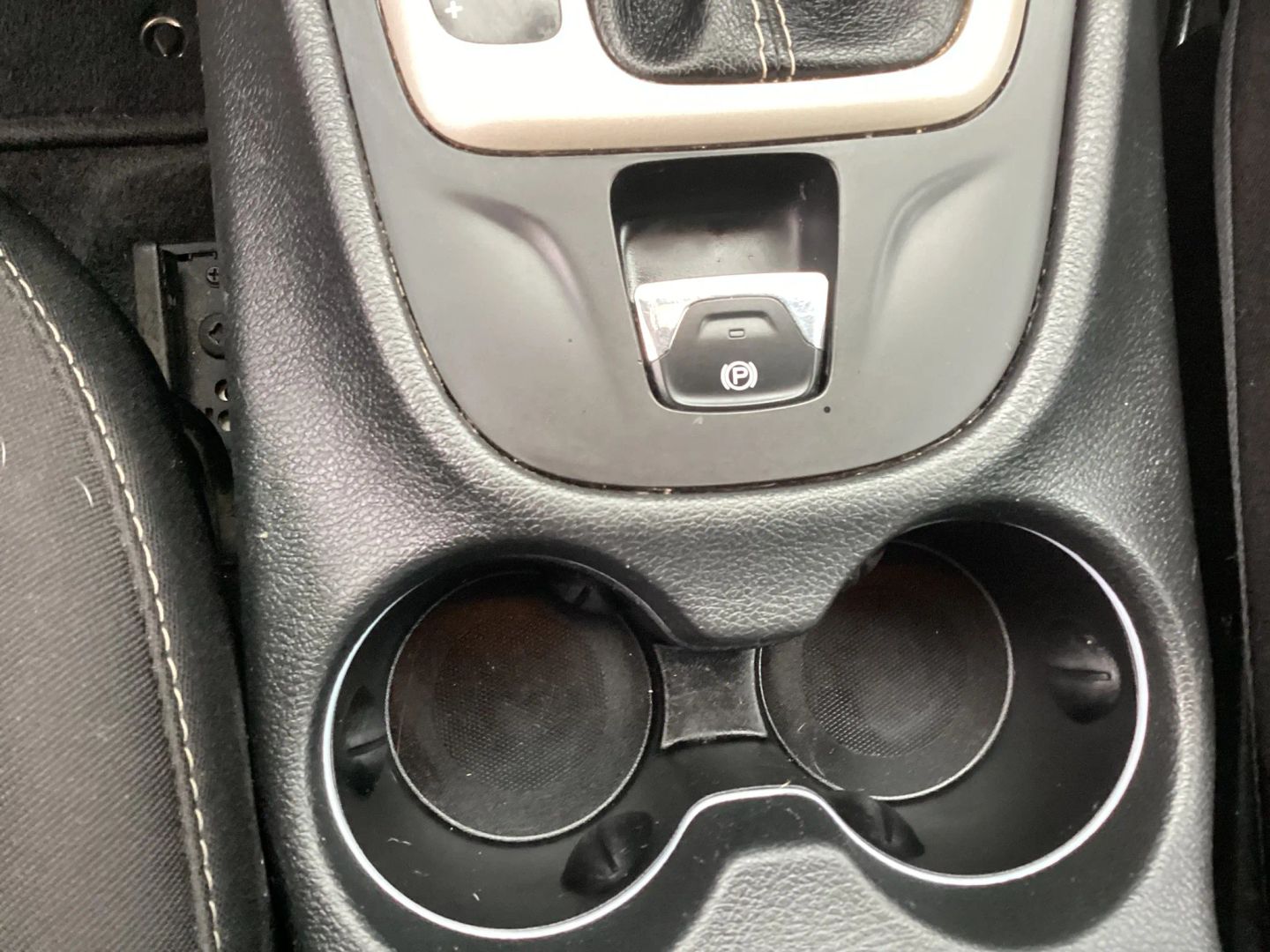2015 Jeep Cherokee Latitude - Photo 28