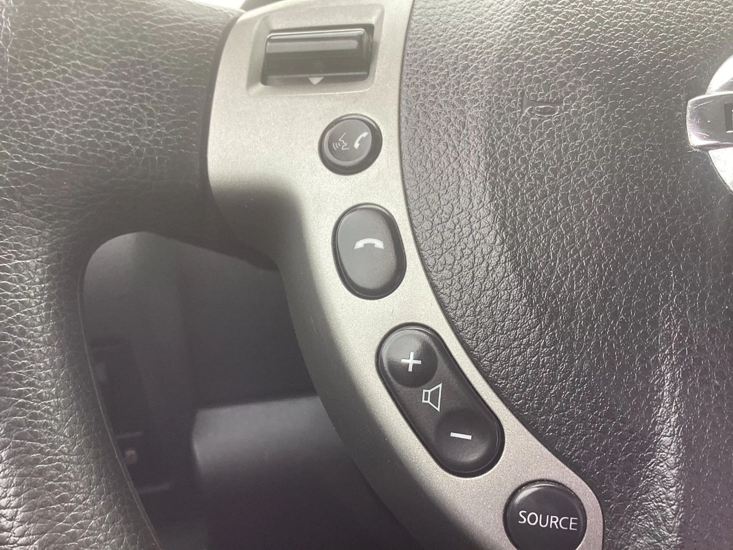 2013 Nissan Rogue S - Photo 24