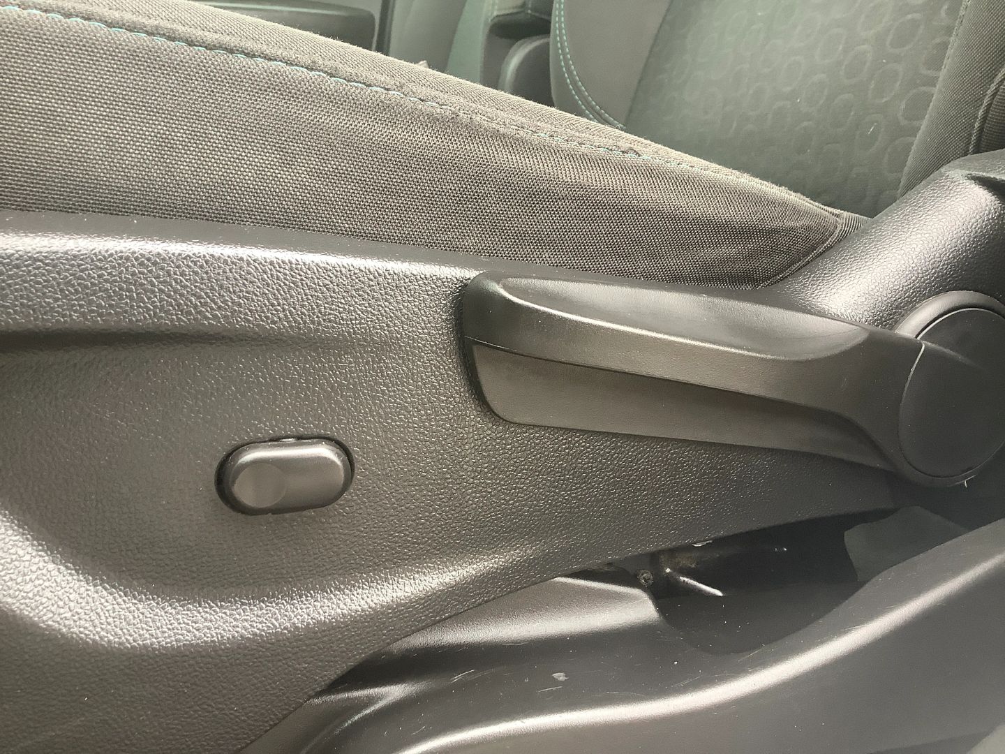 2016 Chevrolet Trax LS - Photo 26