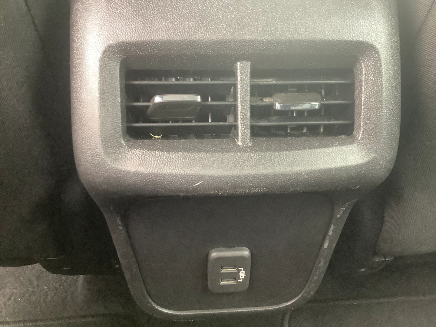 2019 Chevrolet Equinox LS - Photo 20