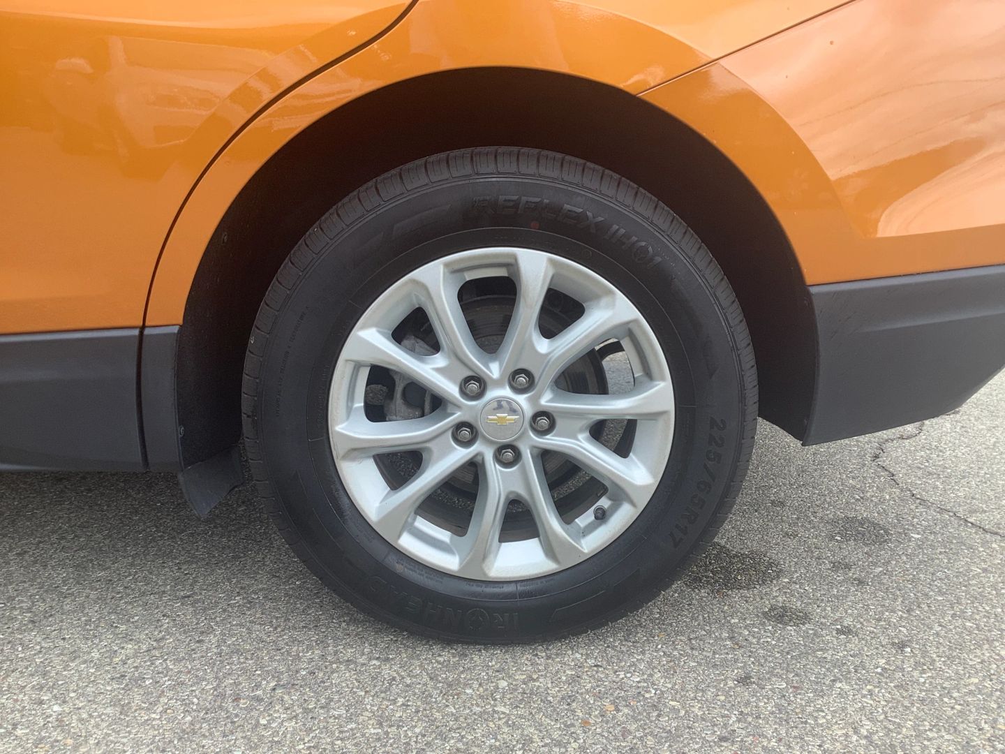 2019 Chevrolet Equinox LS - Photo 32