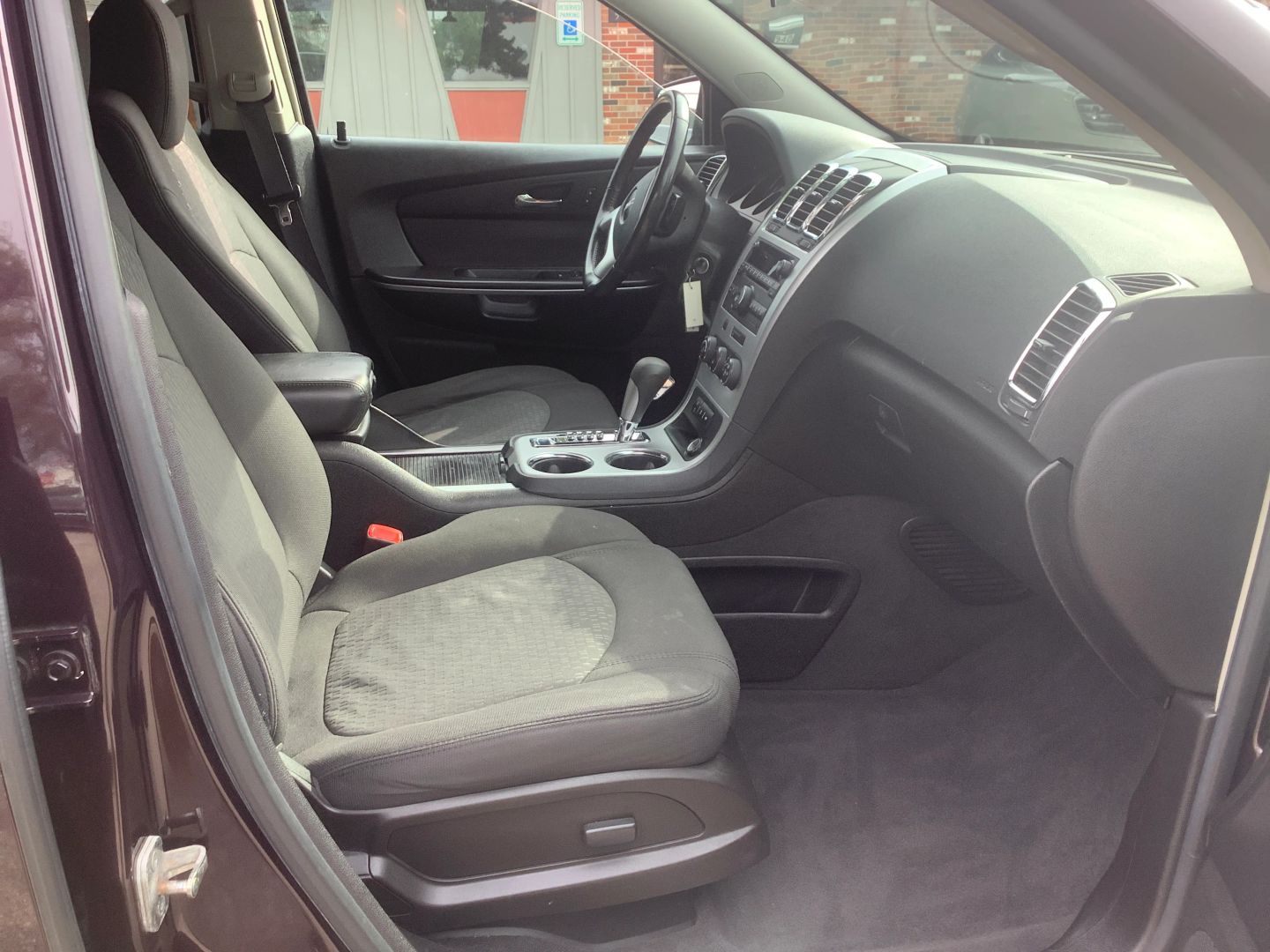 2009 GMC Acadia SLE - Photo 12
