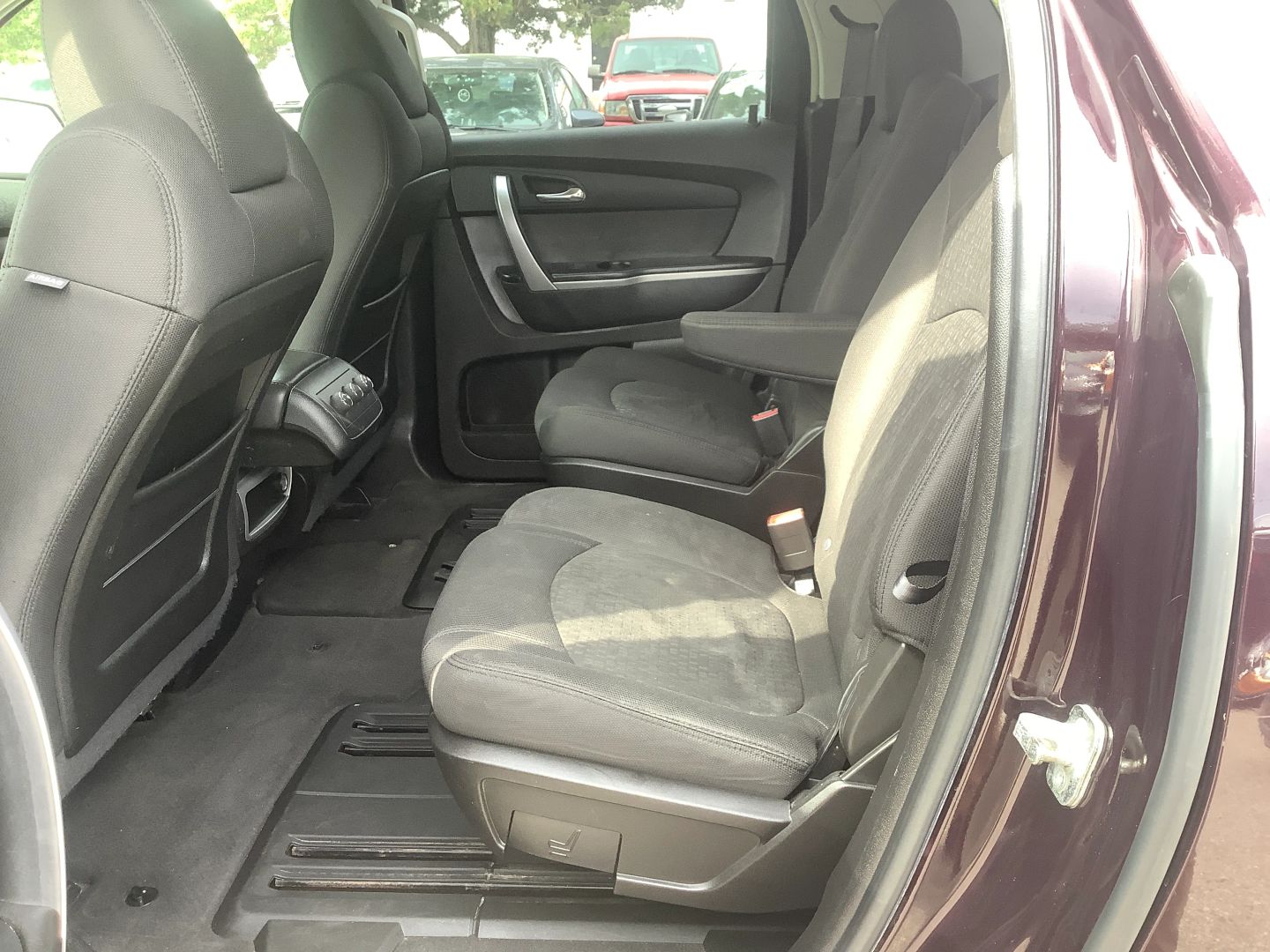 2009 GMC Acadia SLE - Photo 17