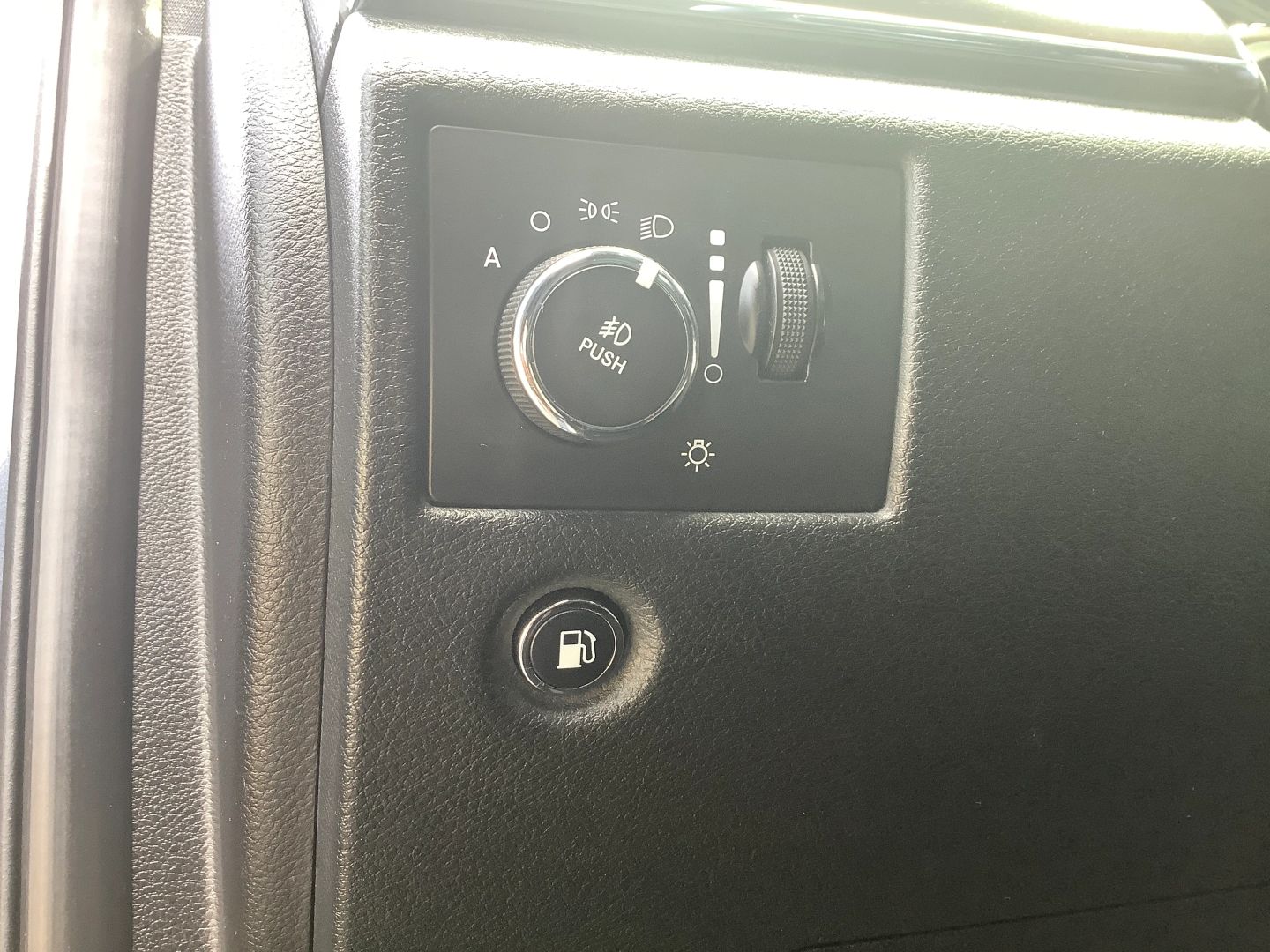 2015 Jeep Grand Cherokee Limited - Photo 36