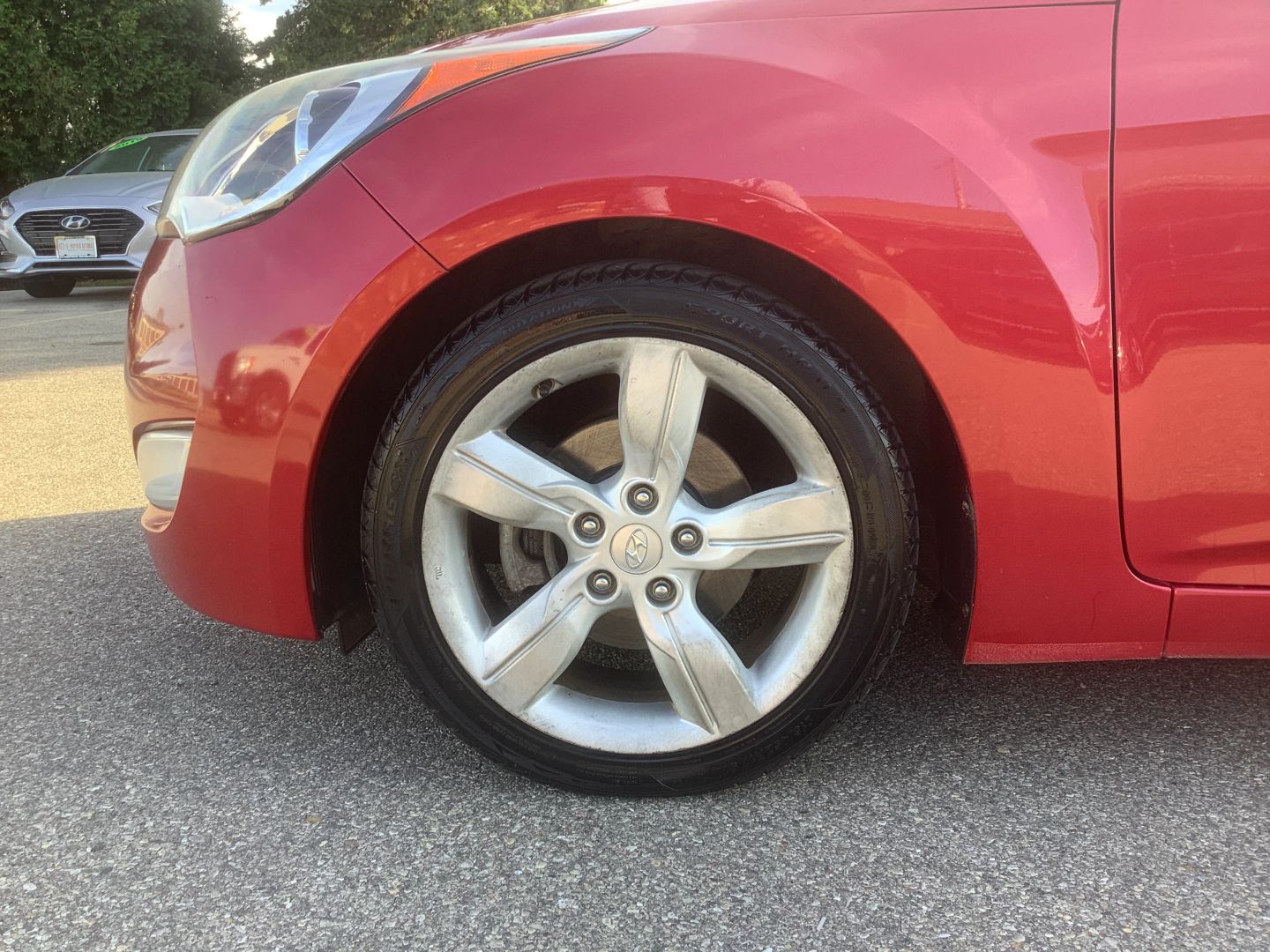 2014 Hyundai Veloster Base - Photo 25