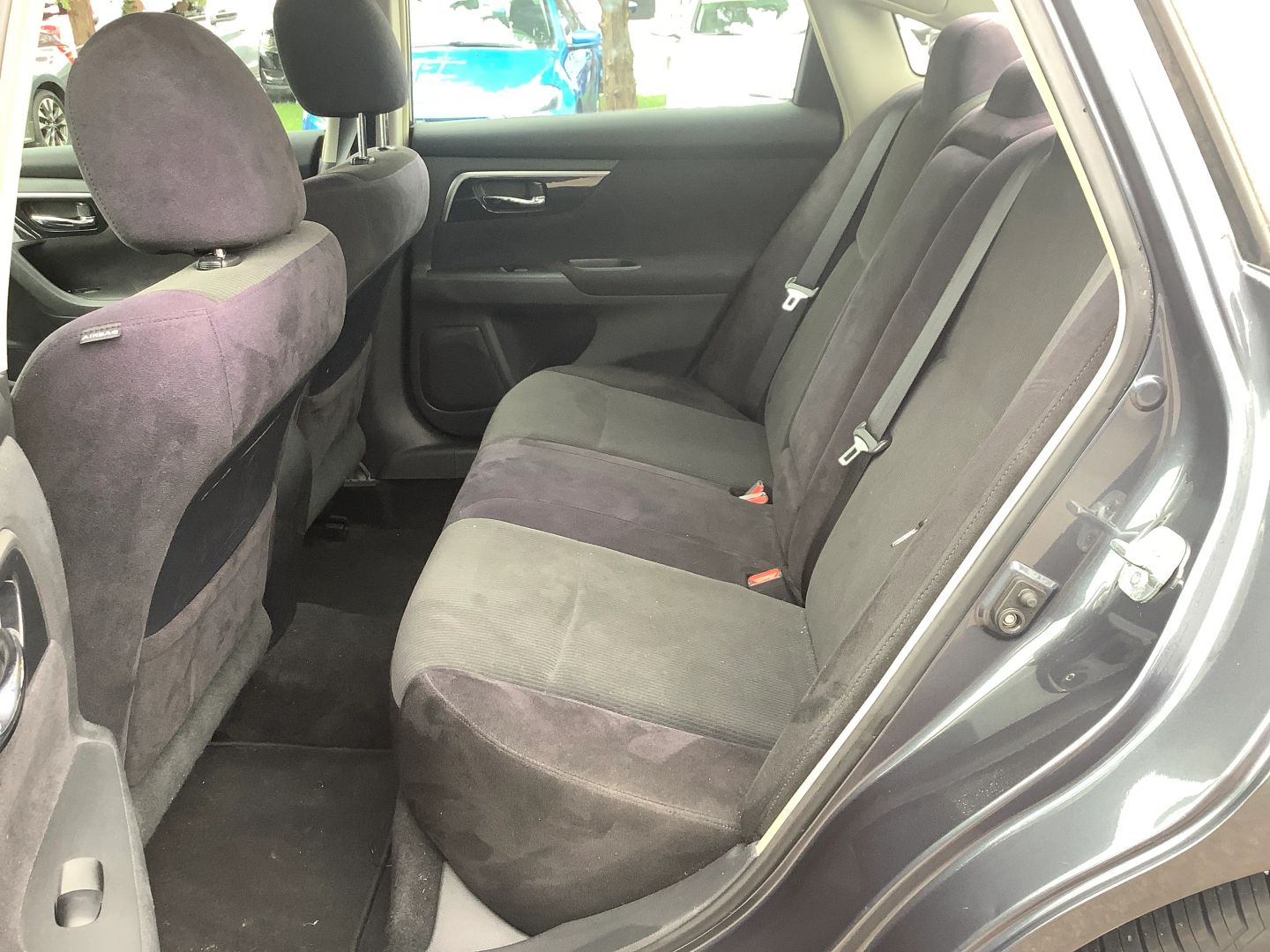 Photo 15 of this Nissan Altima