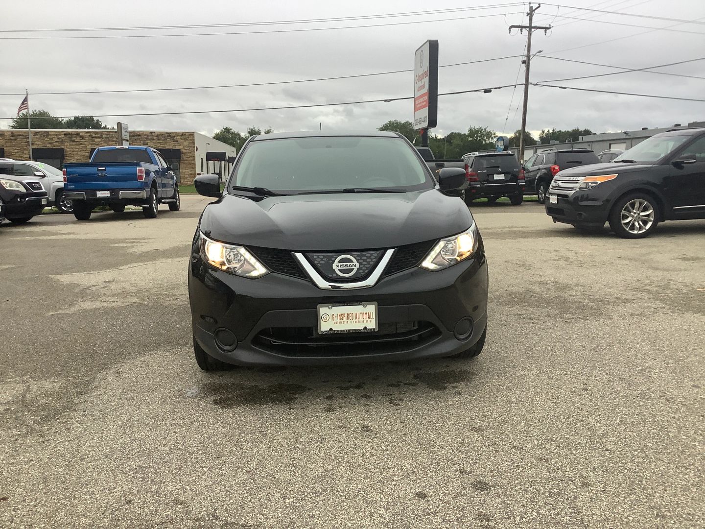 Photo 3 of this Nissan Rogue Sport